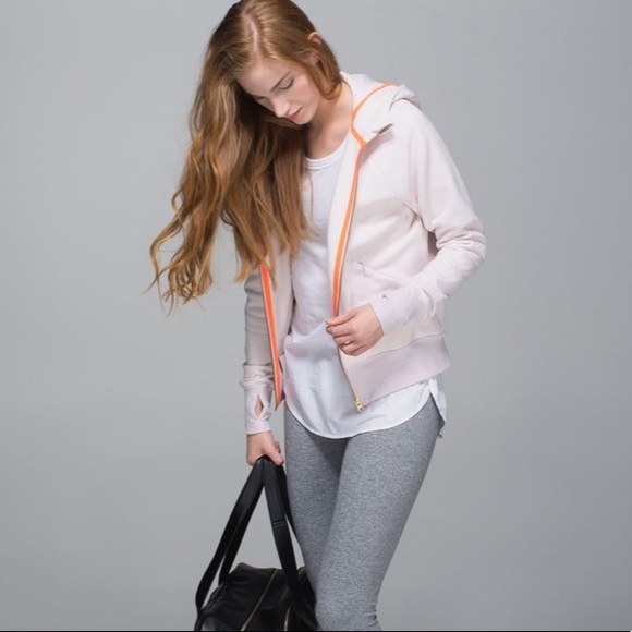 LULULEMON Warm Core Hoodie Neutral Blush - size 4 - Picture 2 of 13